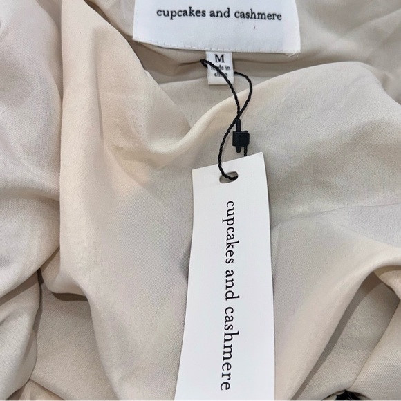 NWT CUPCAKES & CASHMERE Two Tone FLIP SEQUIN Blazer/Jacket Size: Medium - Picture 8 of 8